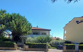 Apartments Iskra